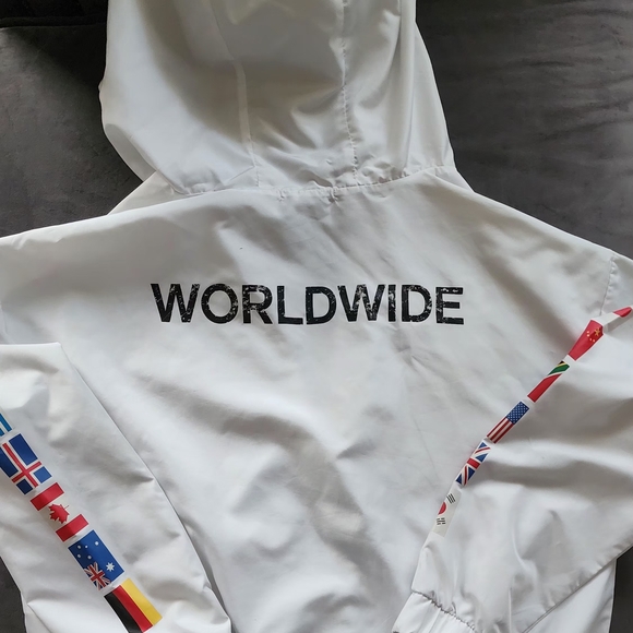 Forever 21 Cream Zip-Up Jacket - Picture 5 of 5